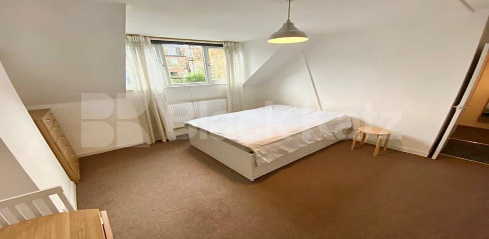 			Includes WATER & COUNCIL TAX!, Studio Apartment, 1 bath, 1 reception Studio			 Woodland Rise, Muswell Hill